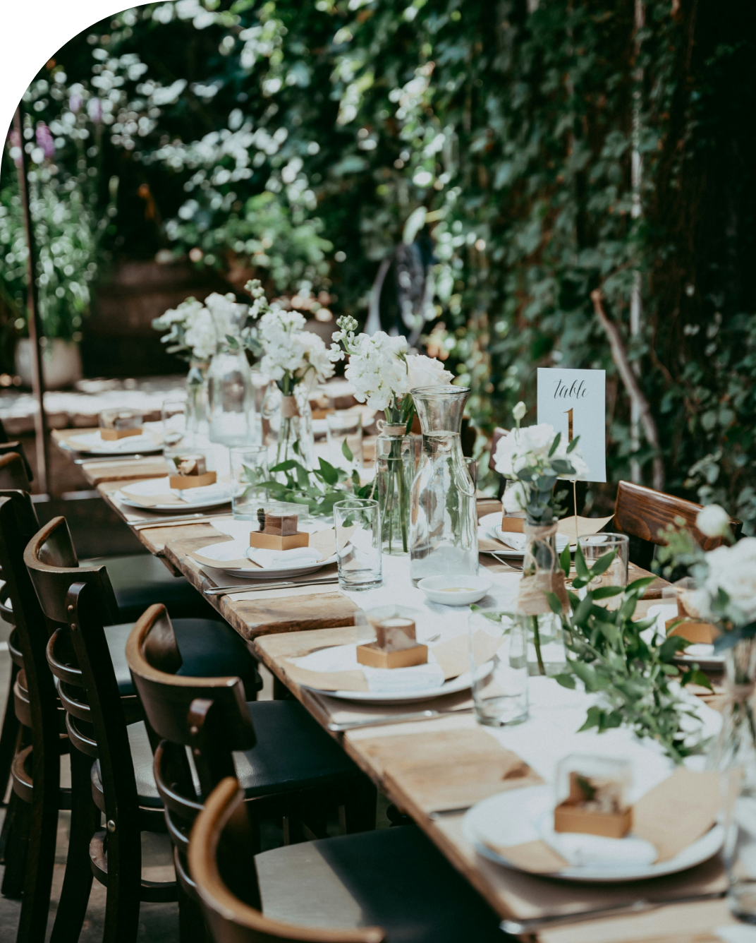 robert-vasquez-GncMom_DLYU-unsplash